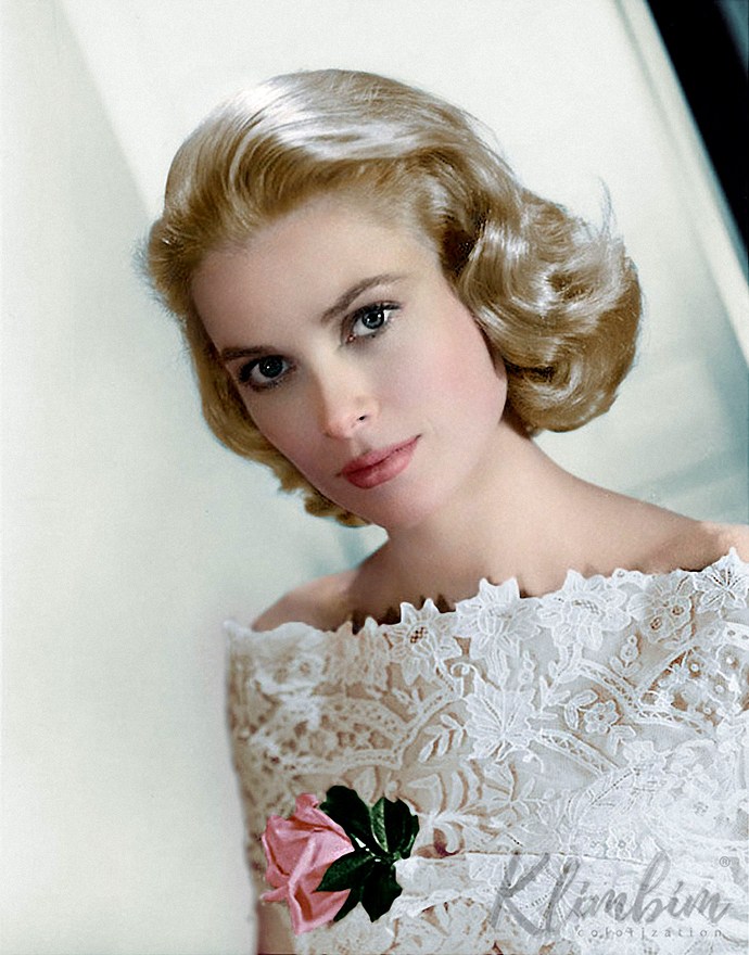 Grace Kelly or Salma Hayek?