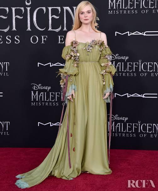 Do you think ELLE FANNING is attractive & how would you describe her beauty?
