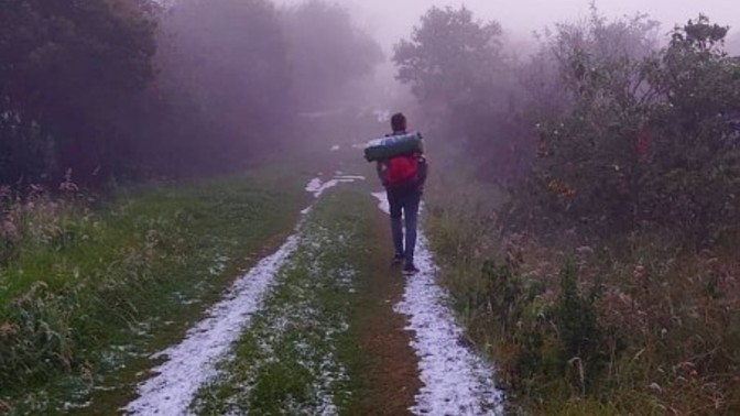 Is better to travel alone or with someone?