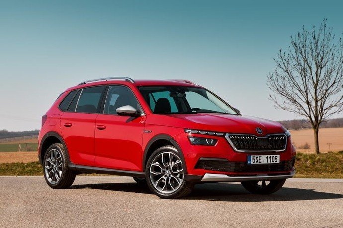 What car looks more luxurious?