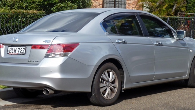 What kind of honda is this? What’s the year also?