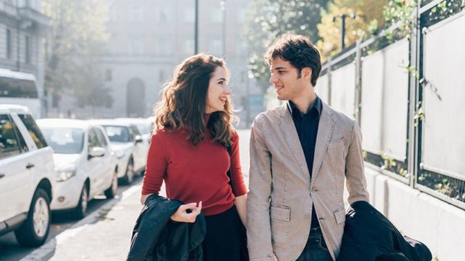 Is it a good idea to confess your feelings to a crush if that person is not taken?