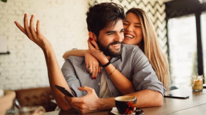 Who should pay for the first date?