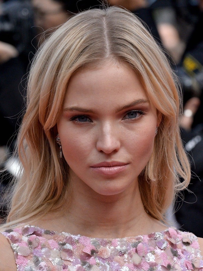 5'10" Magadan-born Sasha Luss