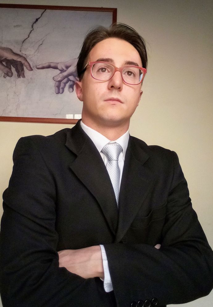 Smiling portrait, or stern portrait?
