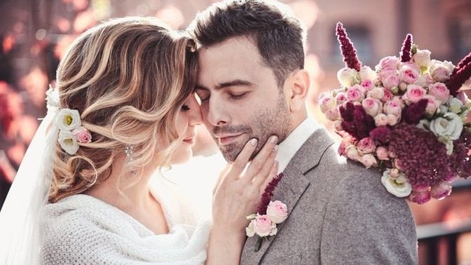 Men of G@G, how important is it that your wife take your last name? Women of G@G, would you want to take your husband's last name?