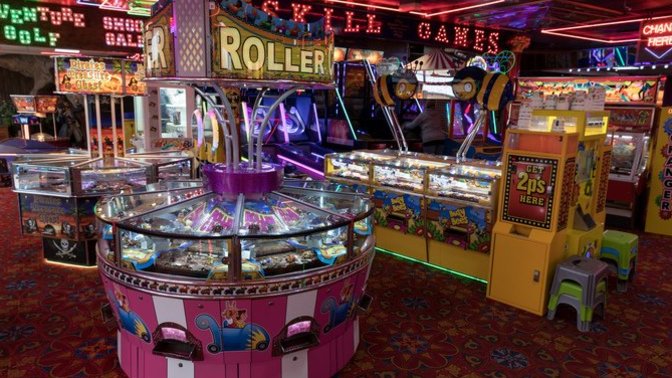 Hi everyone not sure if this has ever been asked? But what your favorite thing to do in an amusements /arcade?