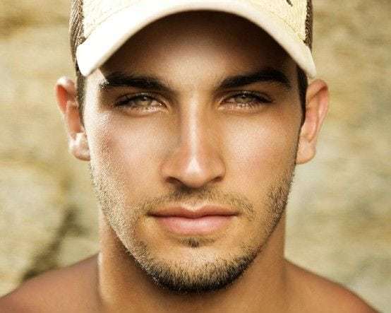 Which eye colour do you find attractive on the opposite sex 👁?