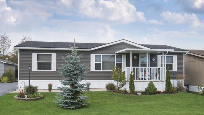 Would it be a turnoff if a guy was living in a manufactured home?