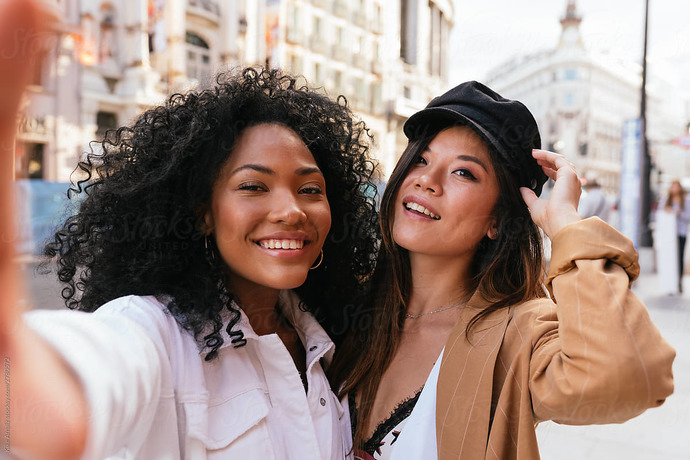 Is it possible to still be racist and at the same time be friends with someone of that race?