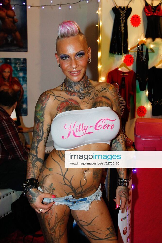Does anyone else find tattoos to be disgusting?