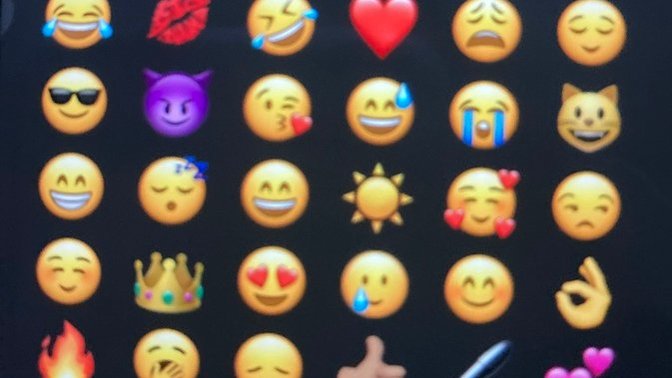 Can frequently used emojis change without you having used them, if not should I be worried my boyfriends cheating?