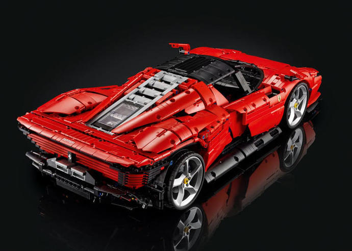 Thoughts on the new LEGO Technic Ferrari Daytona SP3?