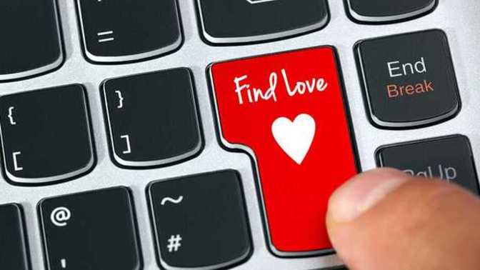 Is it a good idea to date people online? Why do you think so?