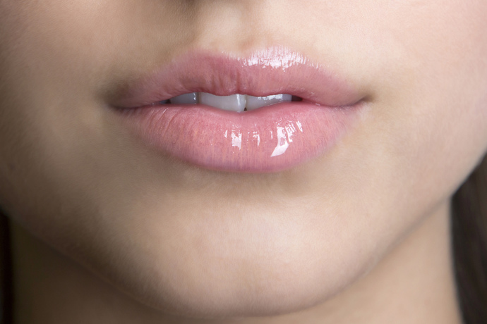 Do you like clear lipgloss 👄💄?
