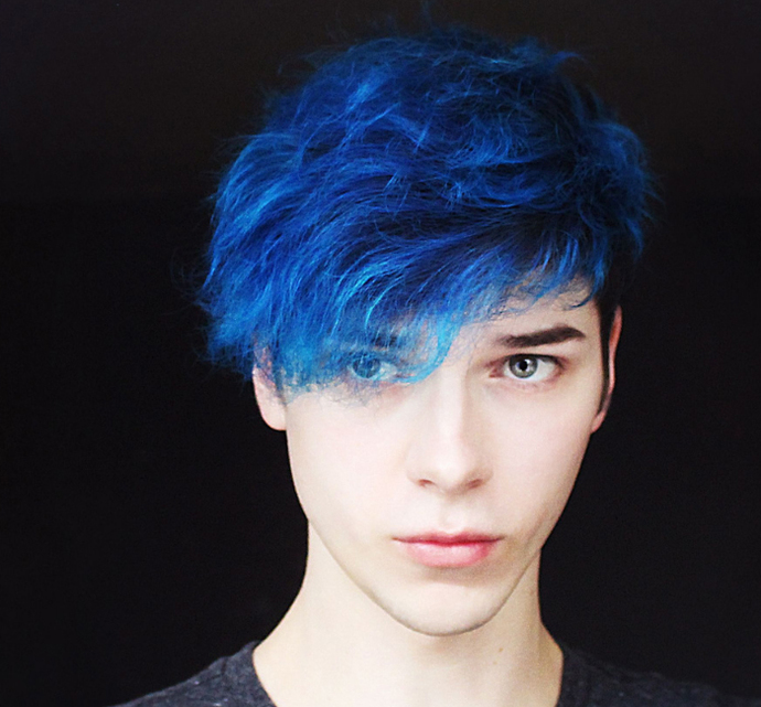Do you like pink haired girl and blue haired boy š?