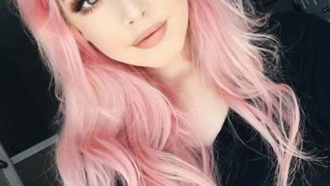 Do you like pink haired girl and blue haired boy 😛?