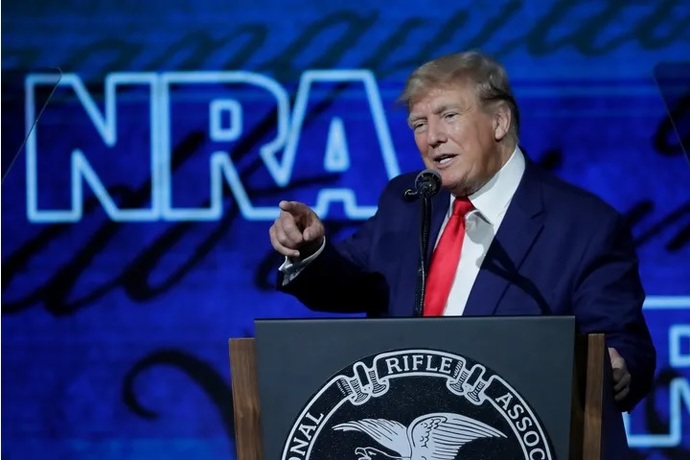 Why do the Repubulicans keep sticking to the same script over and over the libs want your guns when in fact they are the ones who are the problem?