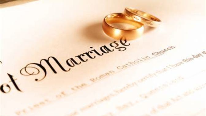 Why are women so desperate to get married?