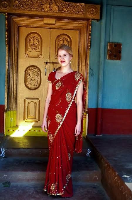 Do non-Indian girls like to wear saree on any occasion?