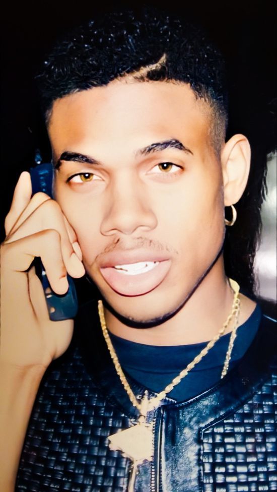 Girls, Who do you see more attractive and handsome to you?