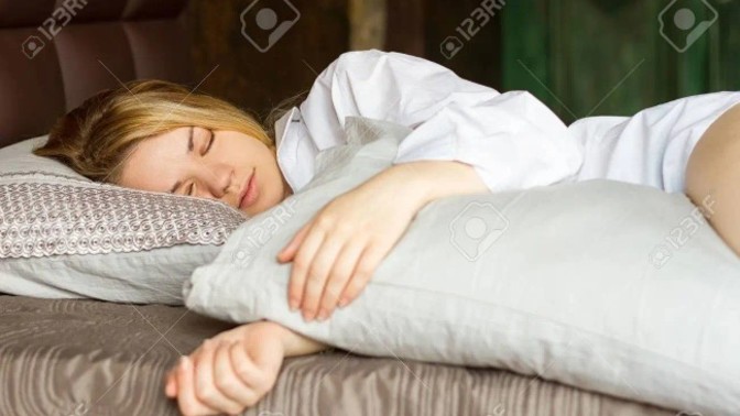 Is it true that some girls hug their pillow at night to feel like they're hugging their boyfriend?
