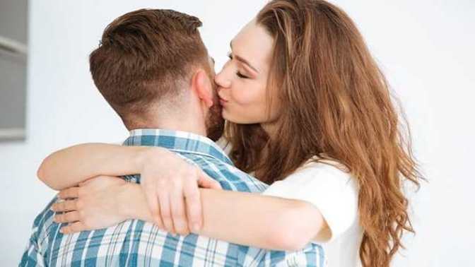 If a guy really loves you will he commit regardless of being ready or not?