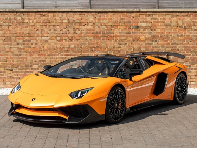 Which of these Ferrari & Lamborghini Aperta/Convertibles/Hardtops is your favorite?