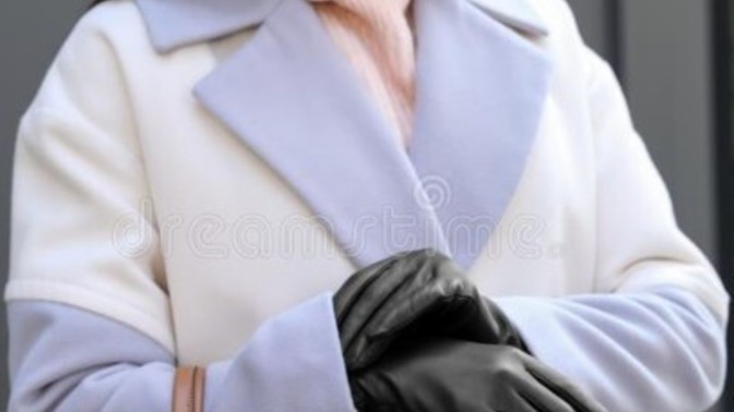 Any women out there who love wearing leather gloves?