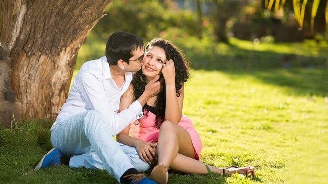 Help! This guy is in love with me and I pretend to be in love with him, but I don't really like him that way?