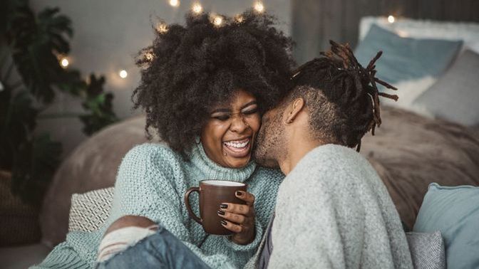 What are the signs someone loves you?
