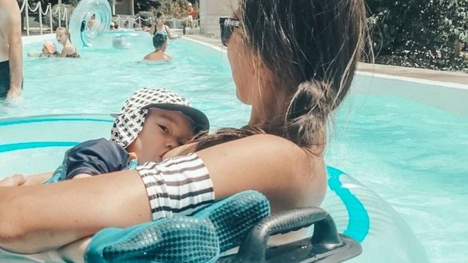 Is it acceptable to breastfeed in a public pool?