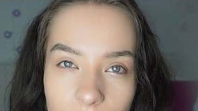 Does she look like Angelina Jolie?