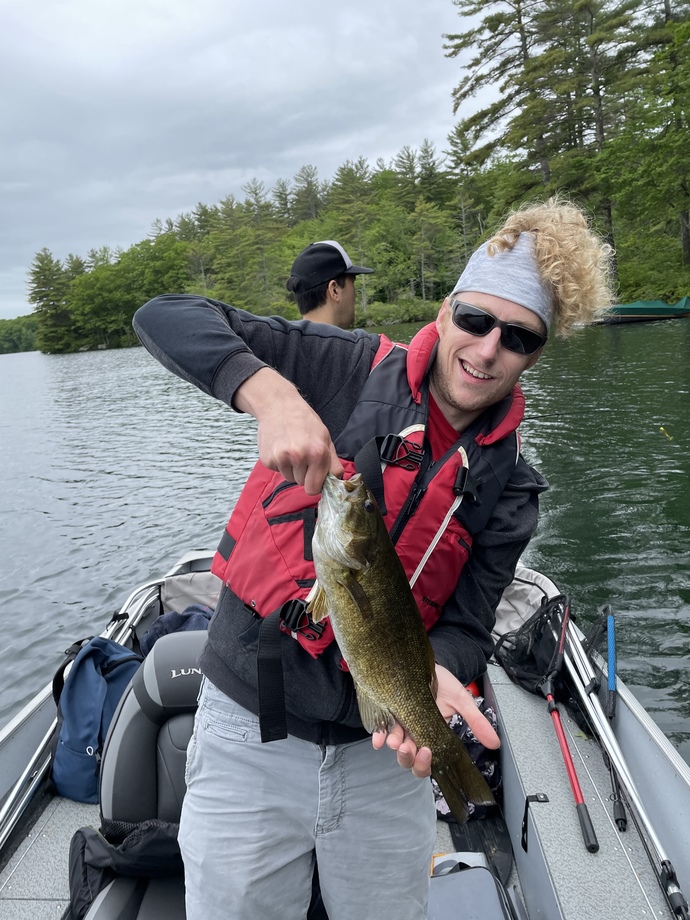 I honestly must’ve caught like 50 smallmouth just like this one over the course of the week, it was absolutely on fire🔥🔥🔥