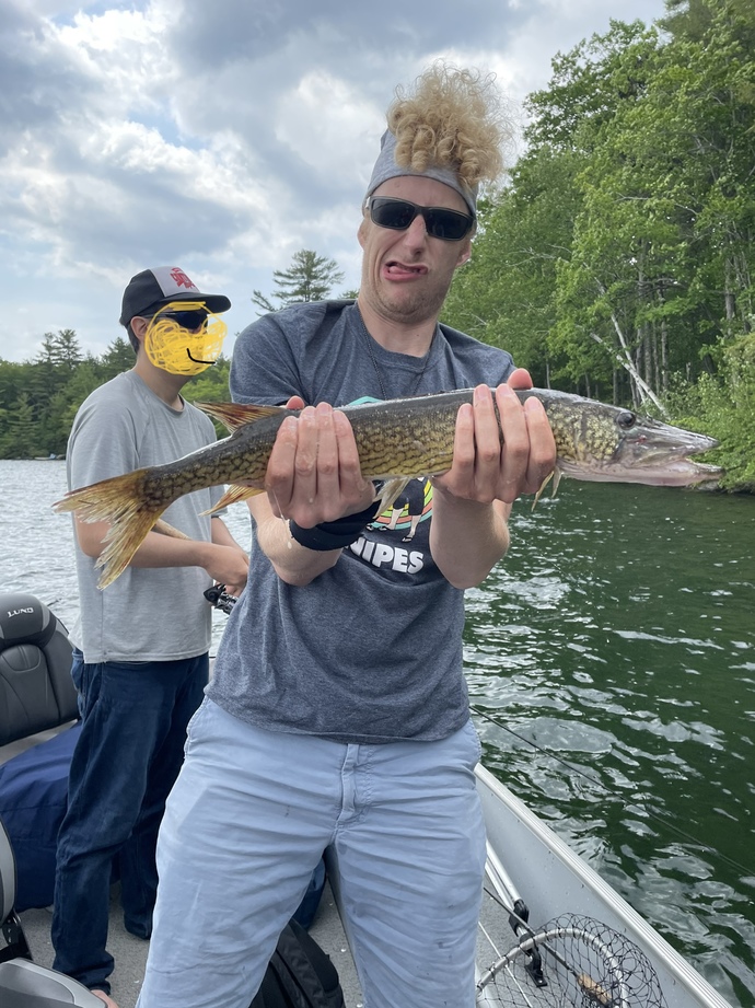 Caught a big ass chain pickerel, or stink gators, as I like to call them😷