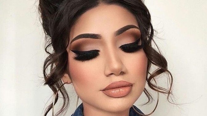 Why are females so obsessed with long hair, nails and make up, even tho guys don’t like it?