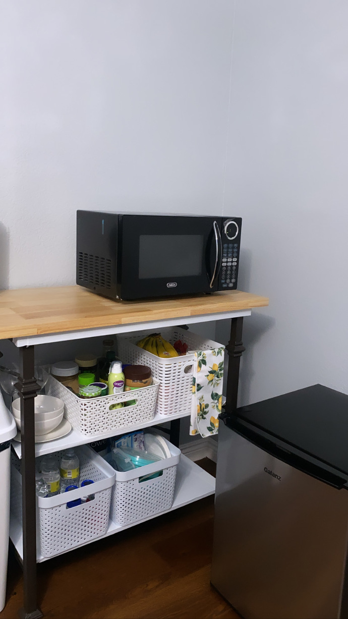 How do you make a kitchen for a small studio apartment? ?
