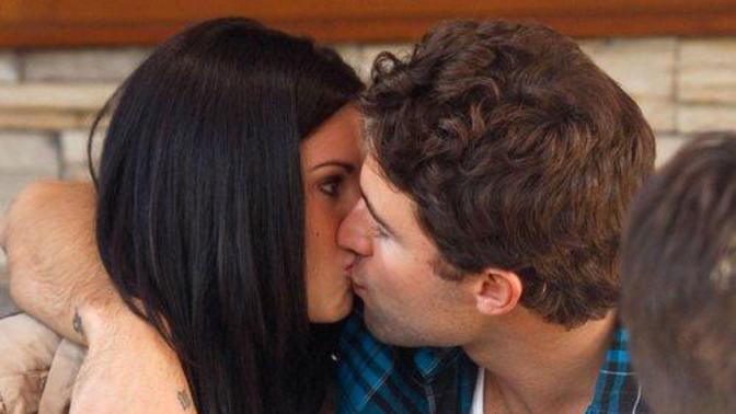 Do you kiss with your eyes open?