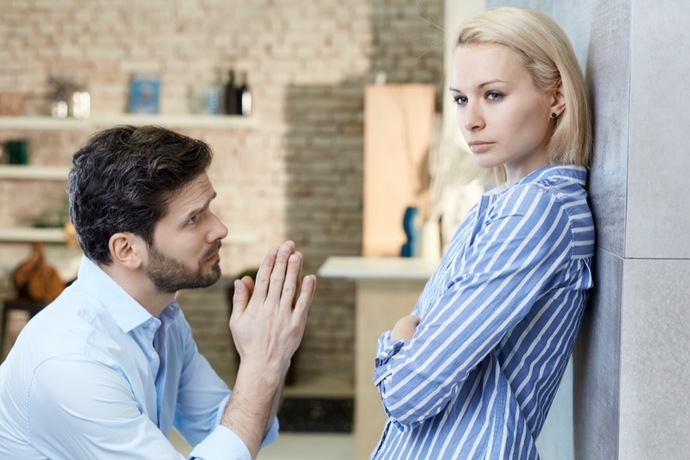 Should rapists get off scot-free as long as they apologize for it?