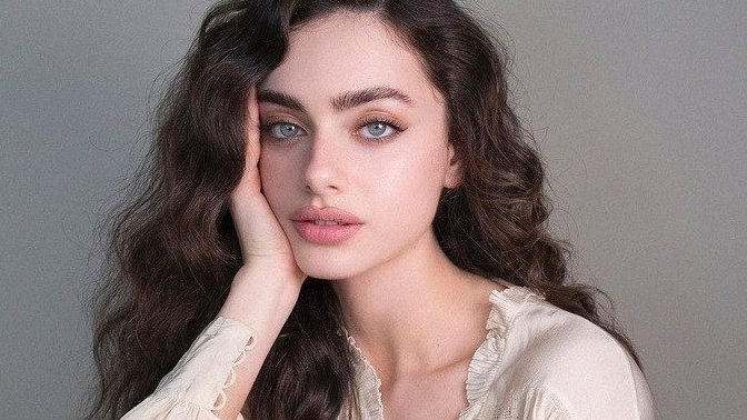 Do you find it difficult to call other people "beautiful"?