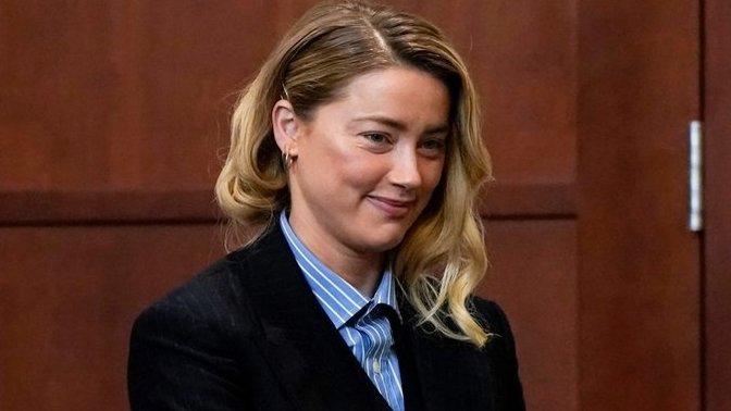 It is wrong that I want to date Amber Heard?