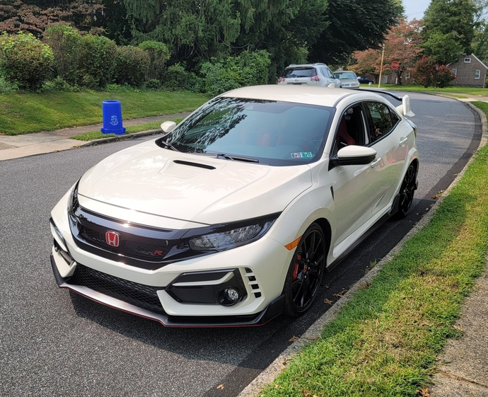 Which color is sexier on the Civic Type R?
