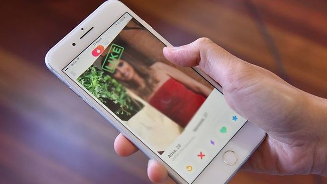 Is Tinder a scam?