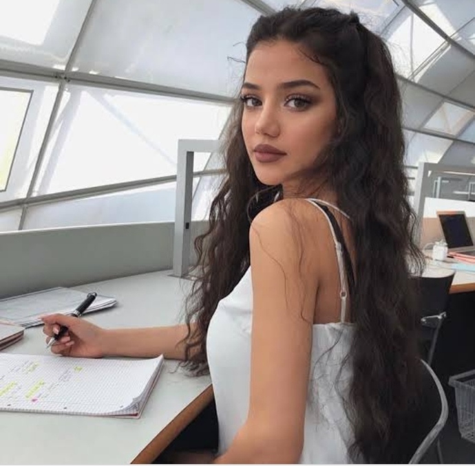 Why race of women do you find least attractive?