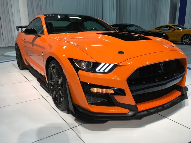 Do girls get turned on if a guy drives a cool car?