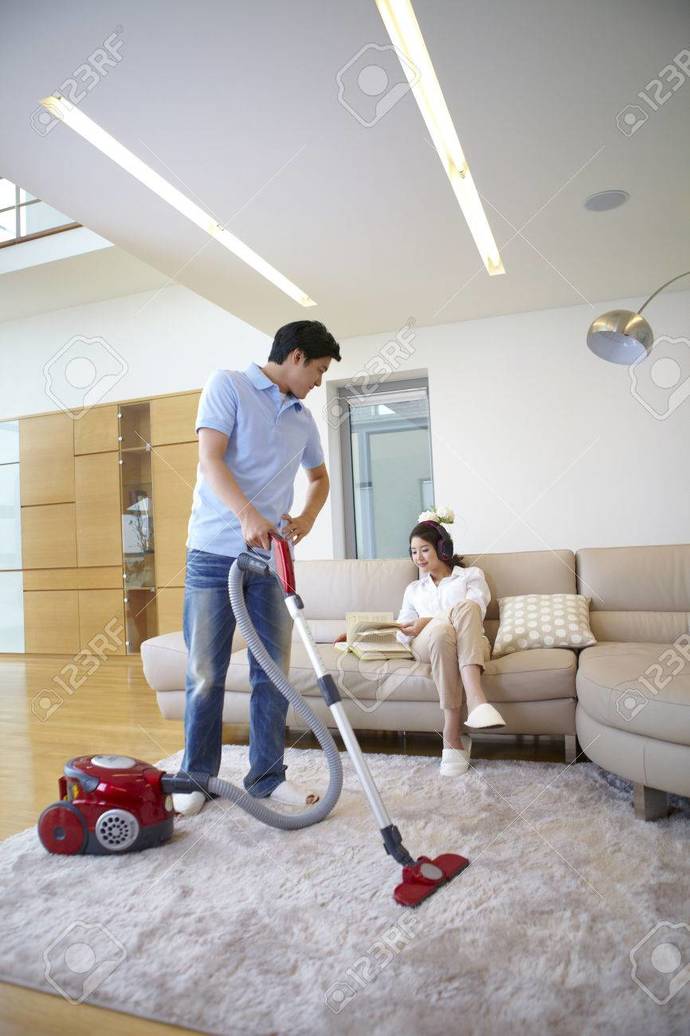 Guys: would you prefer a housewife or a professional wife? and why?