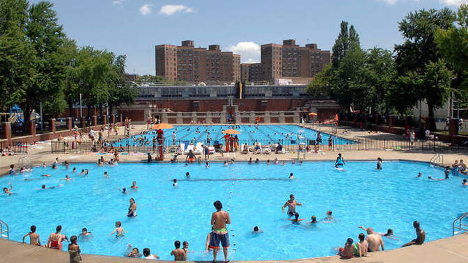 Which one do you like more, beach or swimming pool?