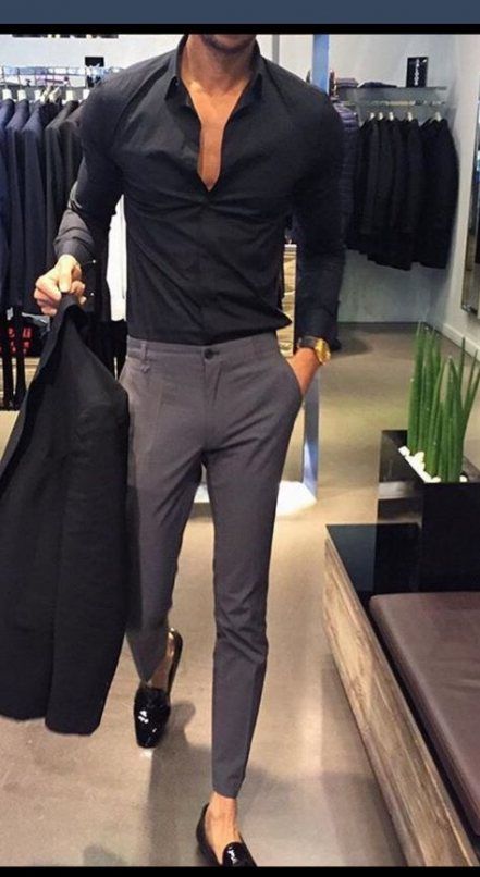 What outfit should I wear when going on a first date?