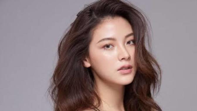 Is it normal for white men to be interested only in Asian women?