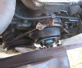 Girls, Would you give your pantyhose to help someone on the road for using your pantyhose as fan belt till take them nearest car service?